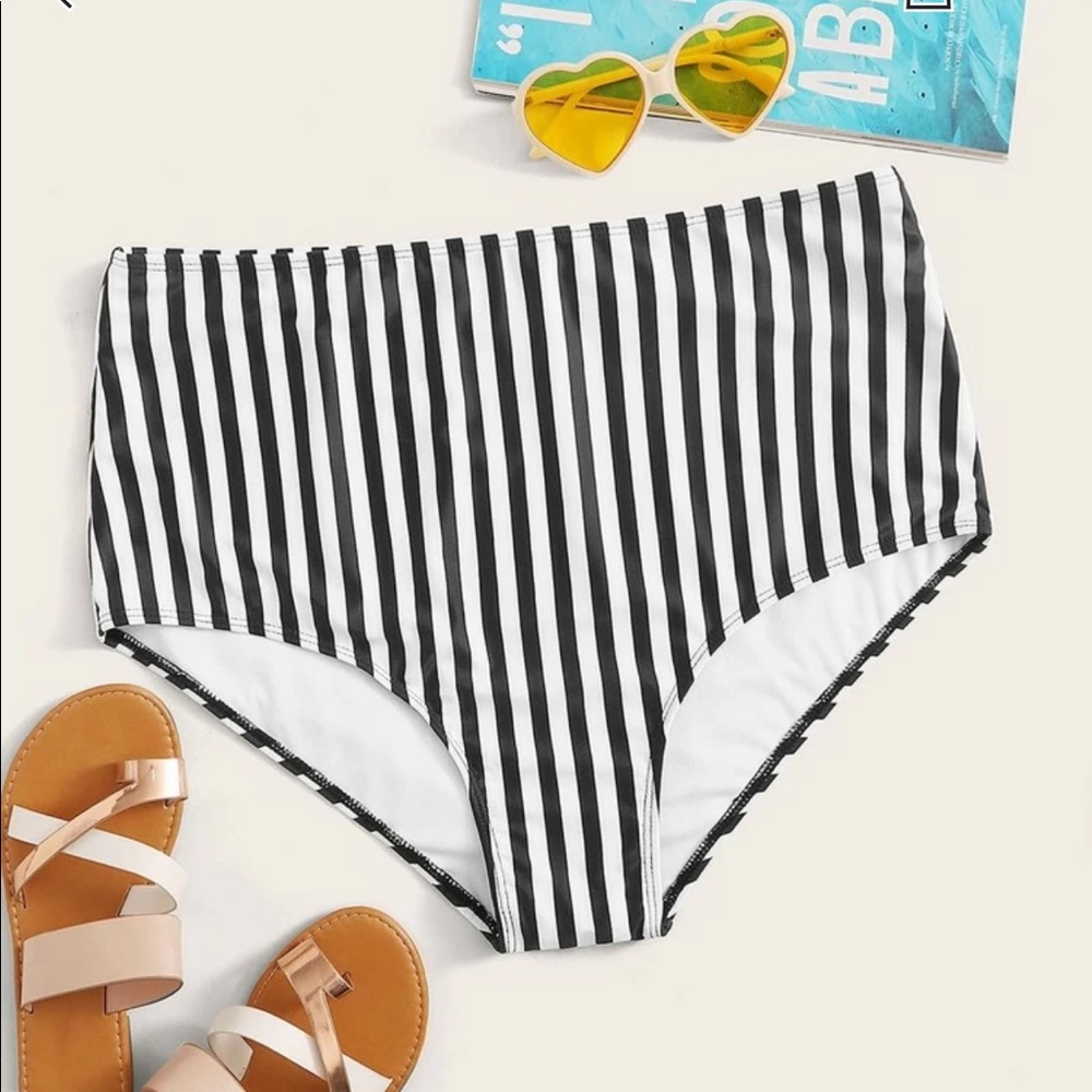 NWOT High Waisted stripe bikini bottoms 3XL